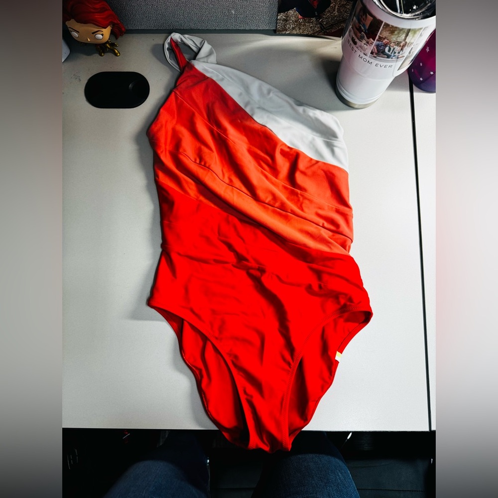 Summersalt Sidestroke One Piece Suit